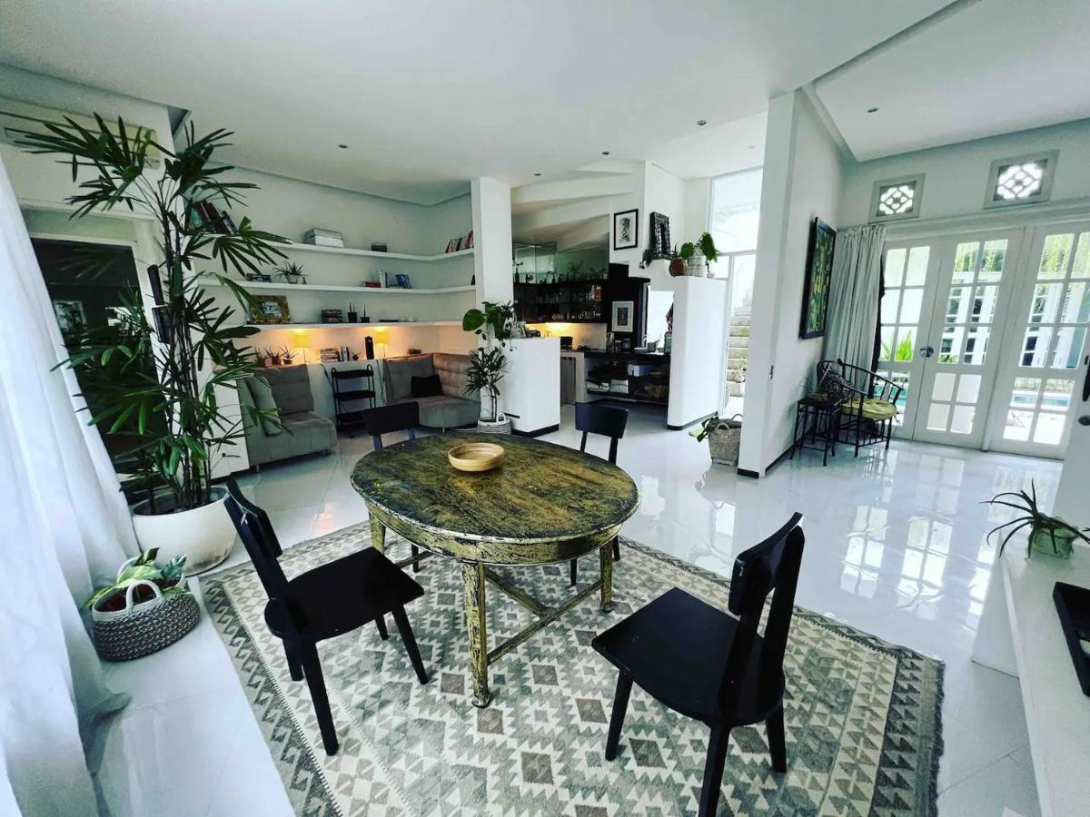 Casa Artista By Kresna Hospitality Hotell Seminyak Exteriör bild
