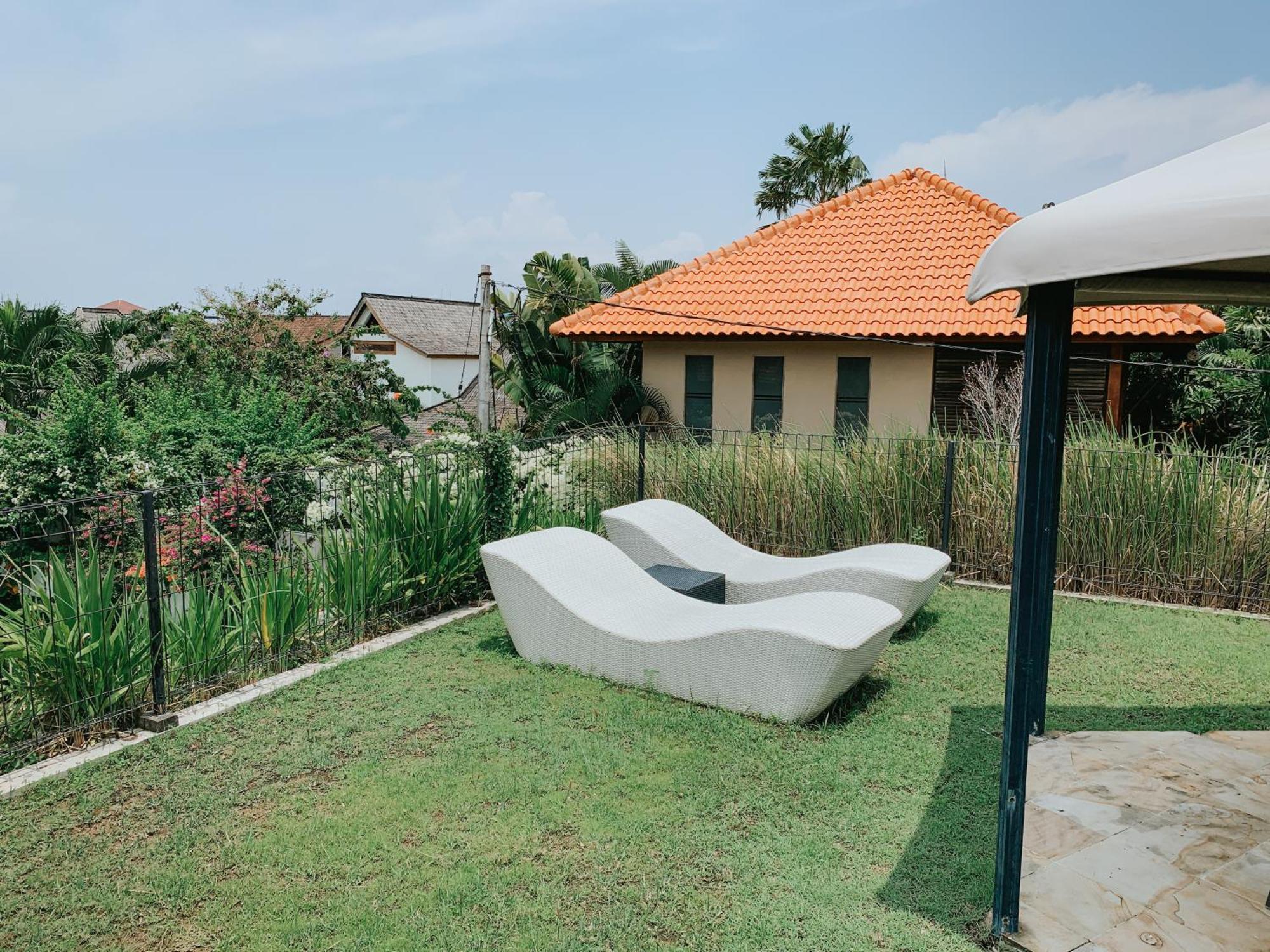 Casa Artista By Kresna Hospitality Hotell Seminyak Exteriör bild