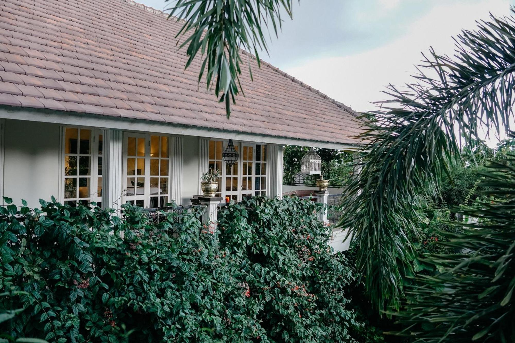 Casa Artista By Kresna Hospitality Hotell Seminyak Rum bild