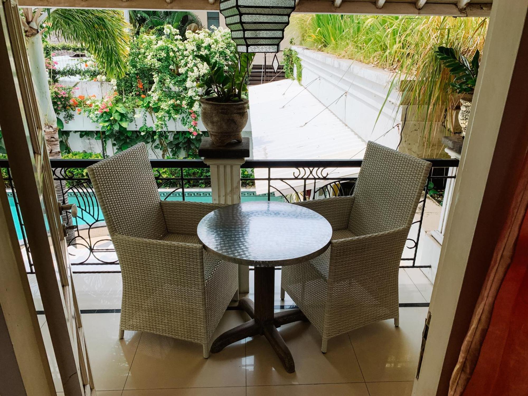 Casa Artista By Kresna Hospitality Hotell Seminyak Exteriör bild